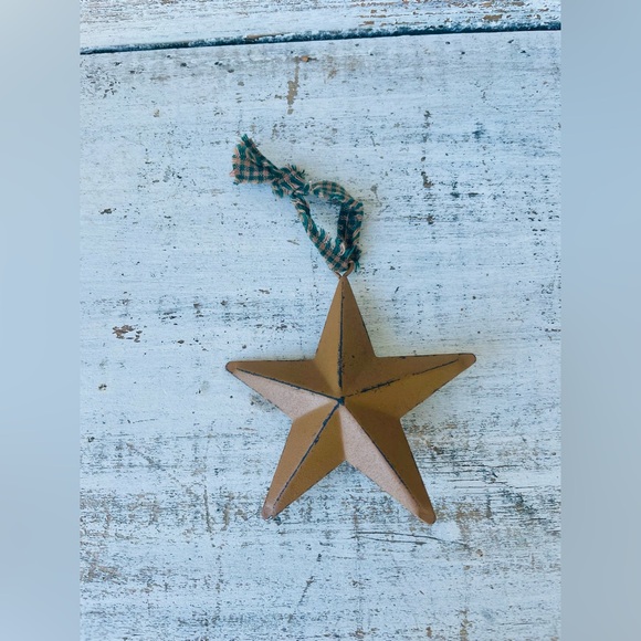 *Hanging Metal Primitive Stars With Gingham Hanger 3.75” Set of Three - Picture 15 of 17